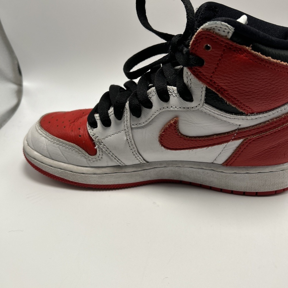 Nike Air Jordan Retro 1 Red/White Youth Size 3.5Y - Picture 7 of 16